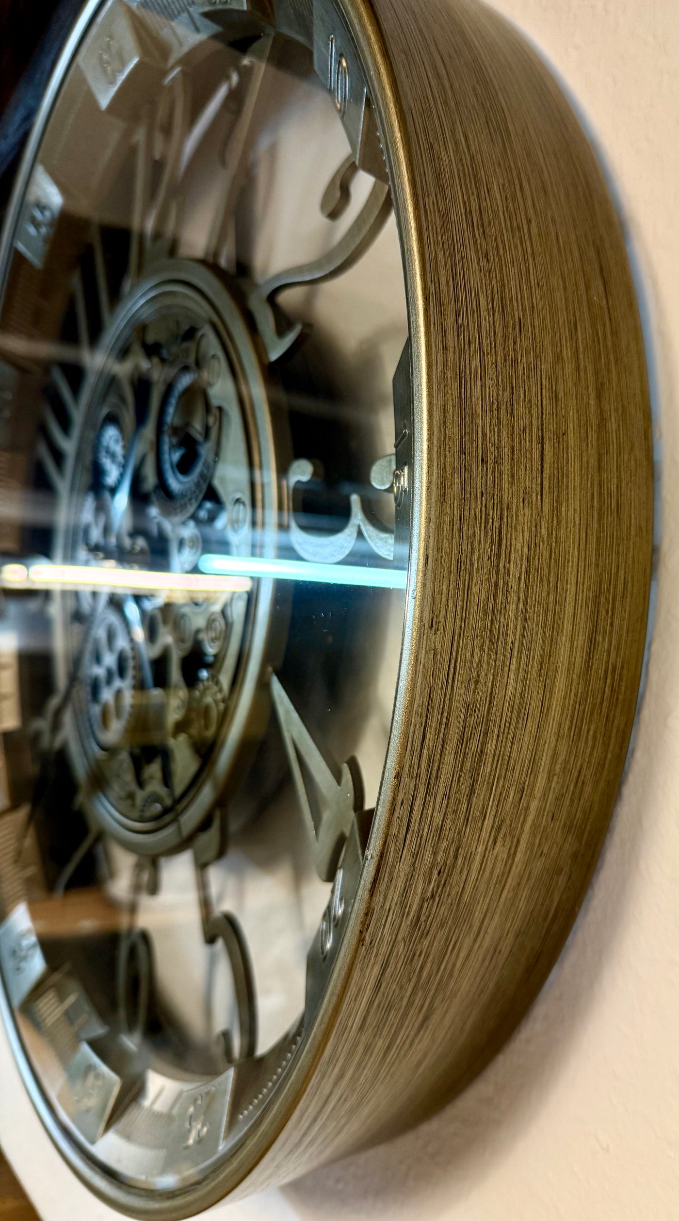 Wanduhr Brüssel 55 cm mit Animation antik-silber messing drehende Zahnräder Industrial Zahnräder