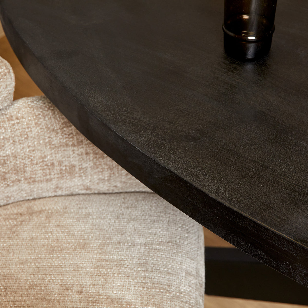 Esstisch oval Denver Schwarz Mangoholz in 3 Größen