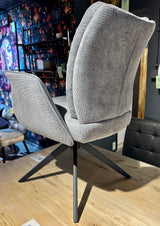 Drehbarer Esszimmer Stuhl Lars mit Armlehnen Aragon Stoff in 6 Farben Rose Champagne Gelb Braun Grau Blau