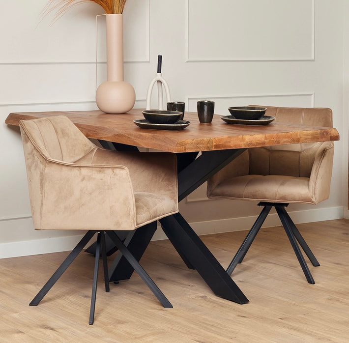 Baumkante Esstisch Bosto Mangoholz 160 bis 300 cm in 6 cm mit Spider Gestell 1