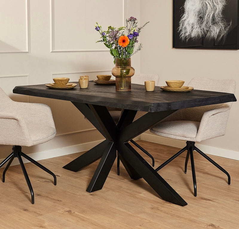 Baumkante Esstisch Bosto schwarz Mangoholz 160 bis 300 cm in 6 cm mit Spider Gestell