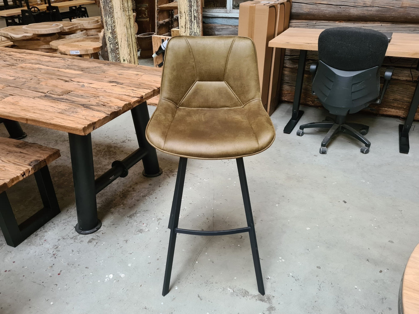 Tabouret de bar avec poignée microfibre Köln en 3 couleurs Anthracite Cognac-Marron Vert