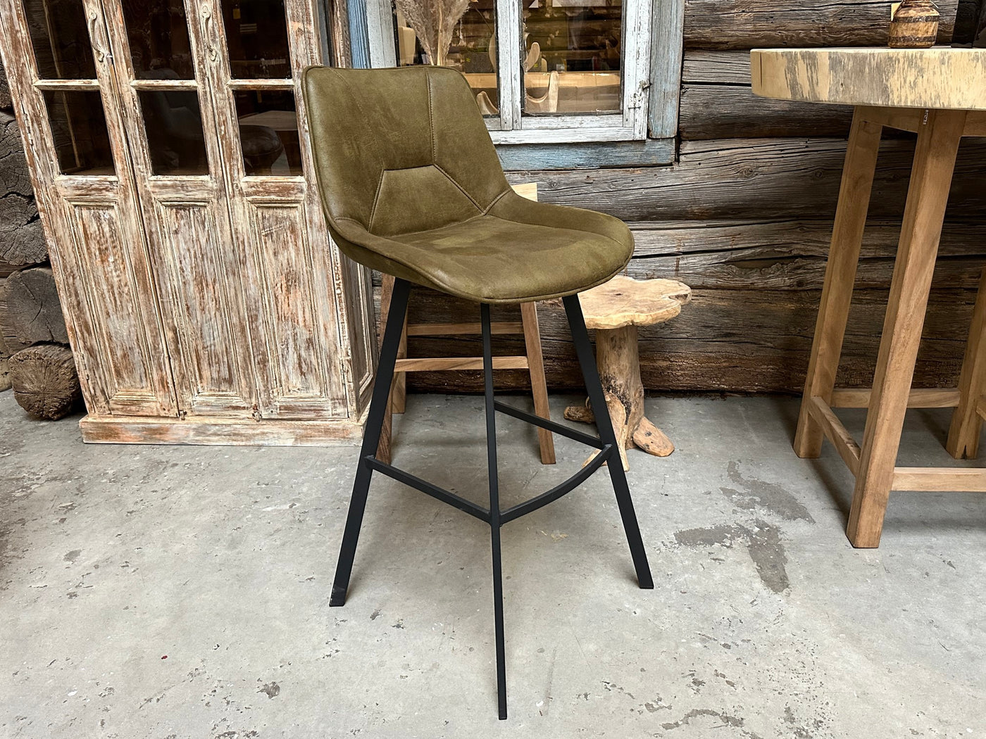 Tabouret de bar avec poignée microfibre Köln en 3 couleurs Anthracite Cognac-Marron Vert