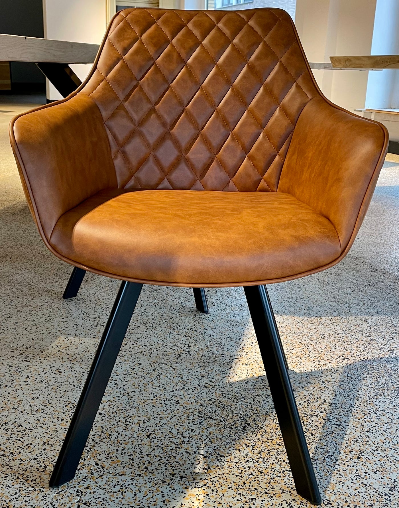 Drehbarer Armlehnen Stuhl Ringo Kunstleder in 3 Farben Anthrazit Braun Cognac