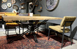 Piètement araignée filigrane en métal laqué noir pour plateaux de table de 120 à 220 cm