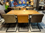 Esstisch Riga Alteiche massiv 180 cm in 4 cm Dicke Holz Lack mit Spider Metall Gestell schwarz Einzelstück