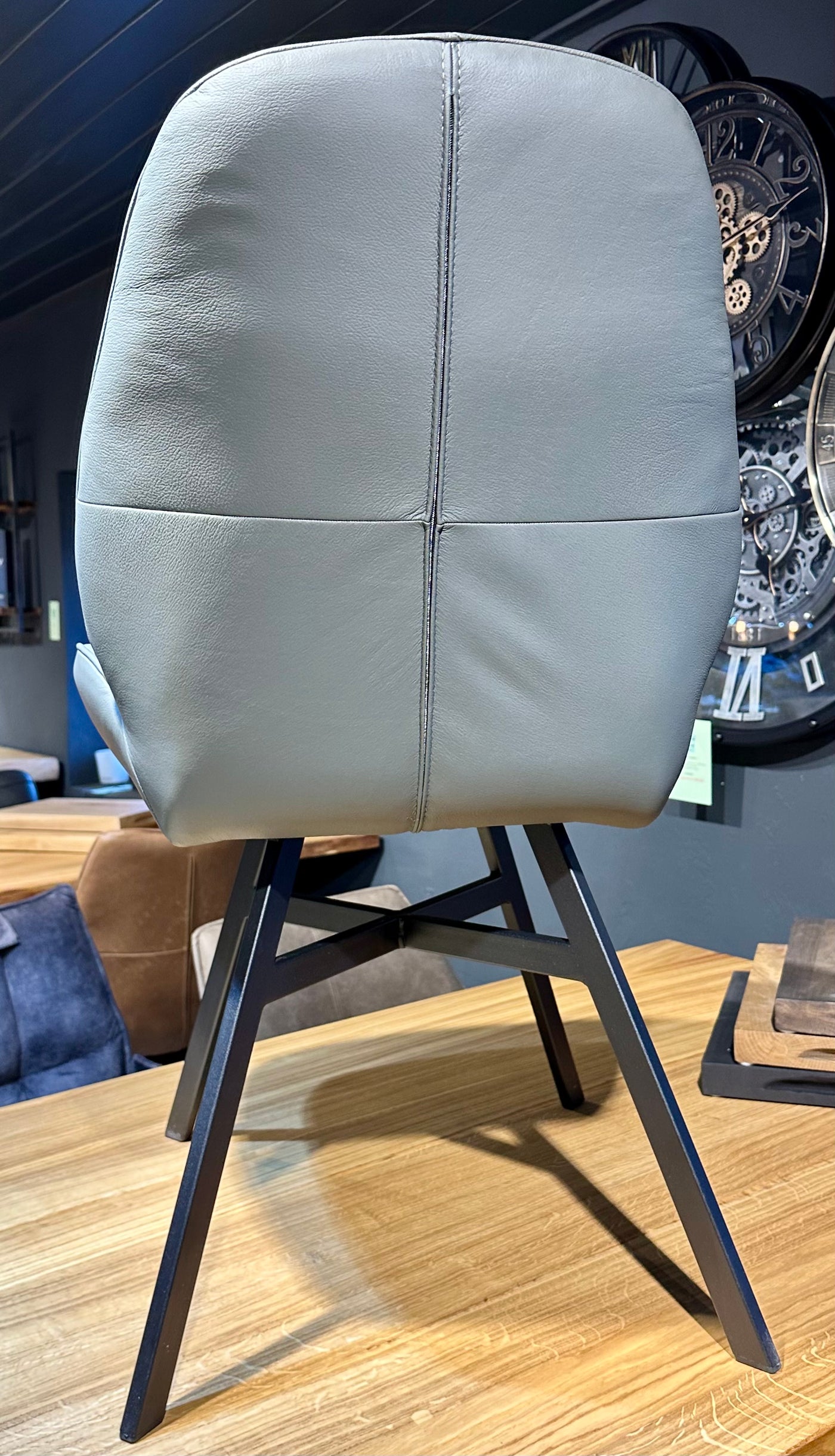 Design Armlehnen Stuhl Carter Echt Leder in 34 Farben und 3 Gestellvarianten Drehbarer Lederstuhl