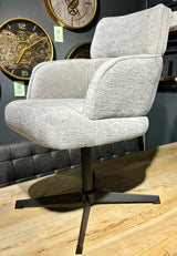 Drehbarer 360 Grad Esszimmer Stuhl Max Armlehnenstuhl Stoff Retro Bliss in 4 Farben
