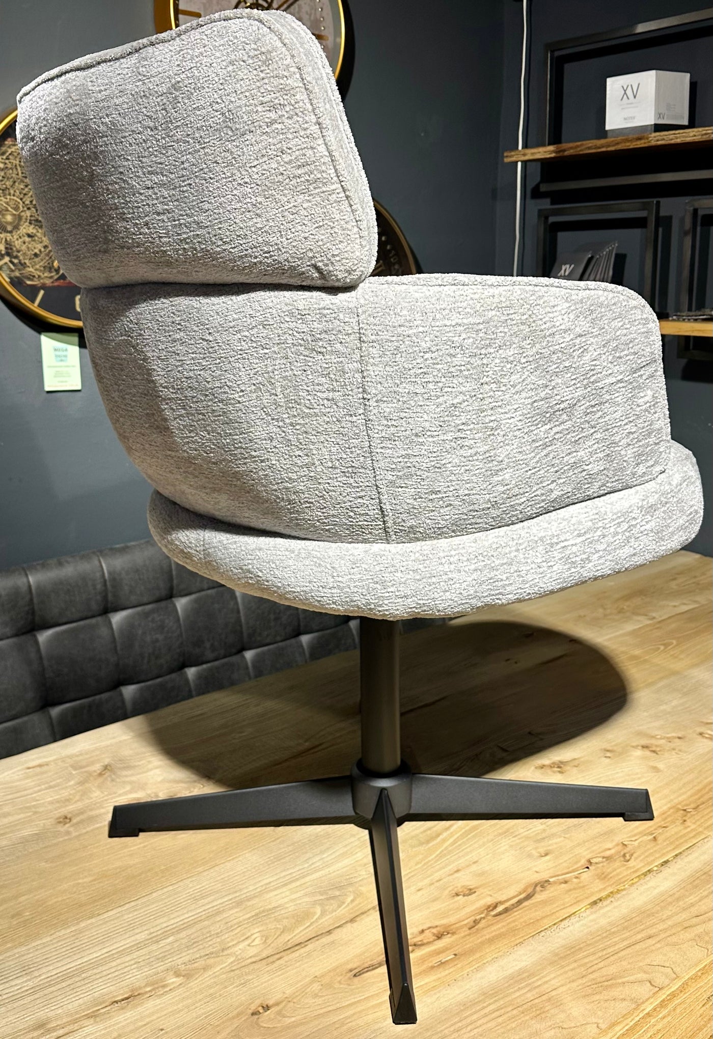 Drehbarer 360 Grad Esszimmer Stuhl Max Armlehnenstuhl Stoff Retro Bliss in 4 Farben
