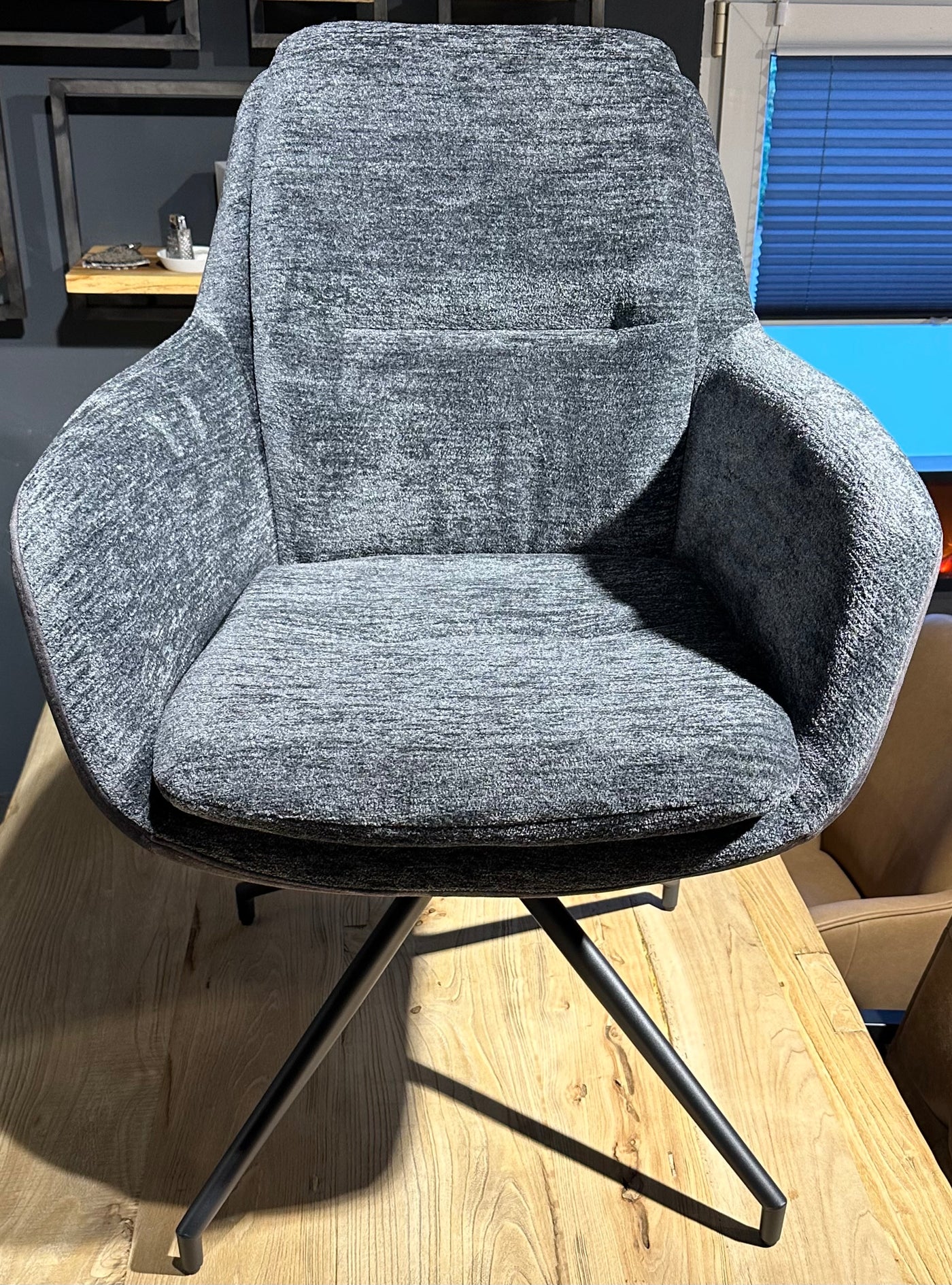 Chaise de salle à manger pivotante à 360 degrés avec accoudoirs Dave tissu Dallas Bi-Color en 5 coloris