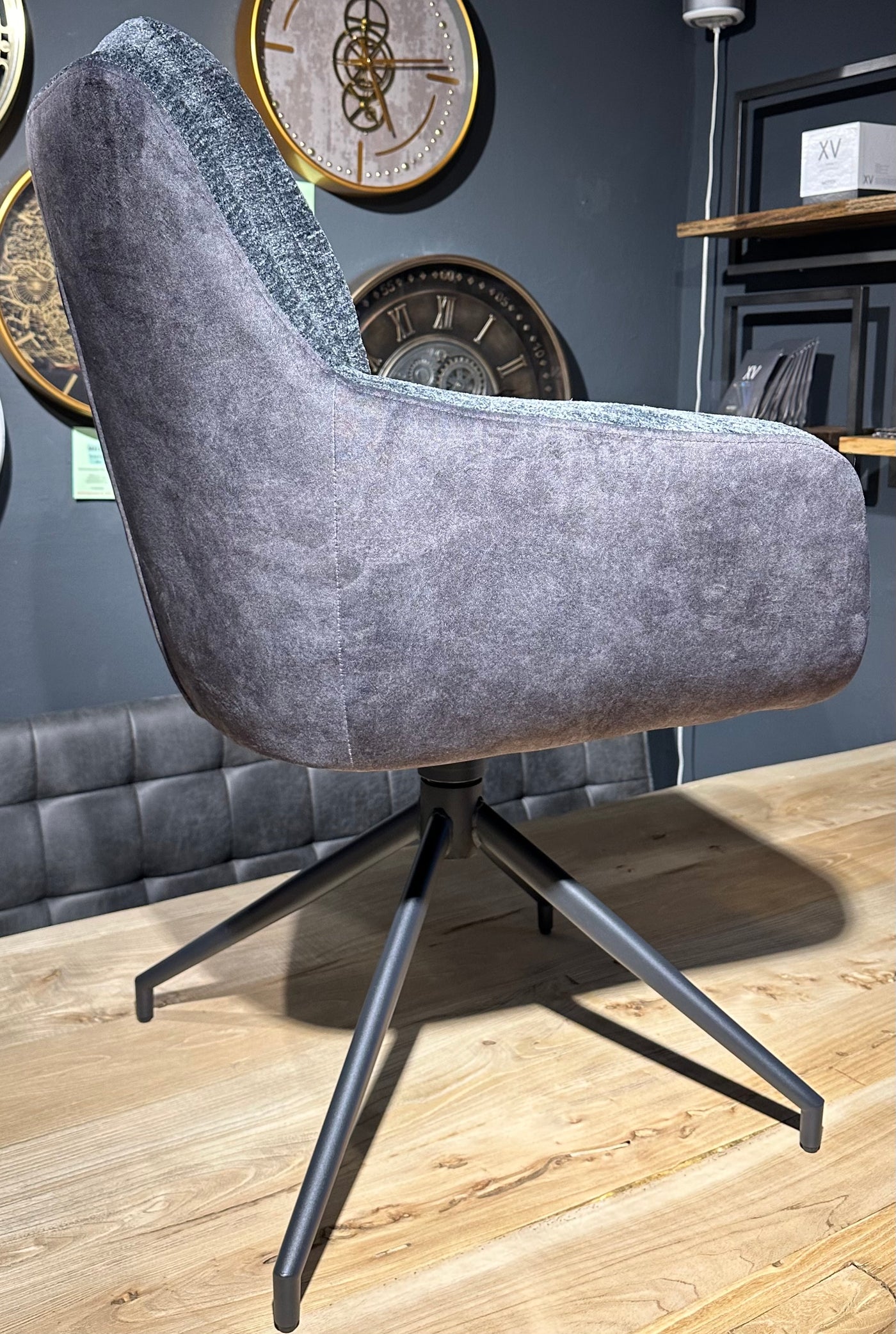 Chaise de salle à manger pivotante à 360 degrés avec accoudoirs Dave tissu Dallas Bi-Color en 5 coloris