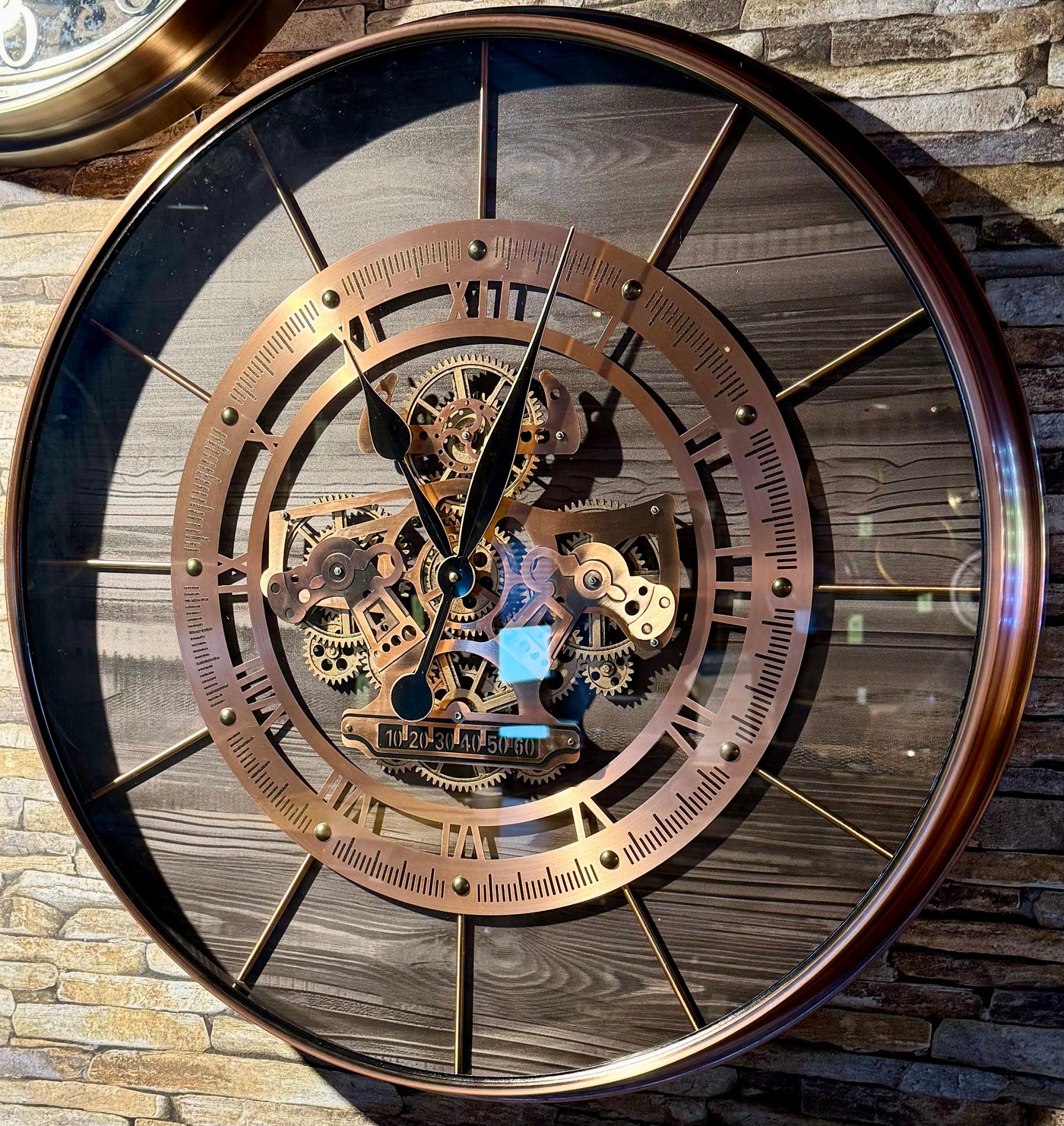 70 cm Wanduhr Zahnrad München Zählwerk Animation Kupfer