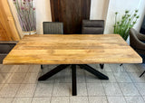 Baumkante Esstisch Bosto Mangoholz dunkel 160 bis 300 cm in 6 cm mit Spider Gestell