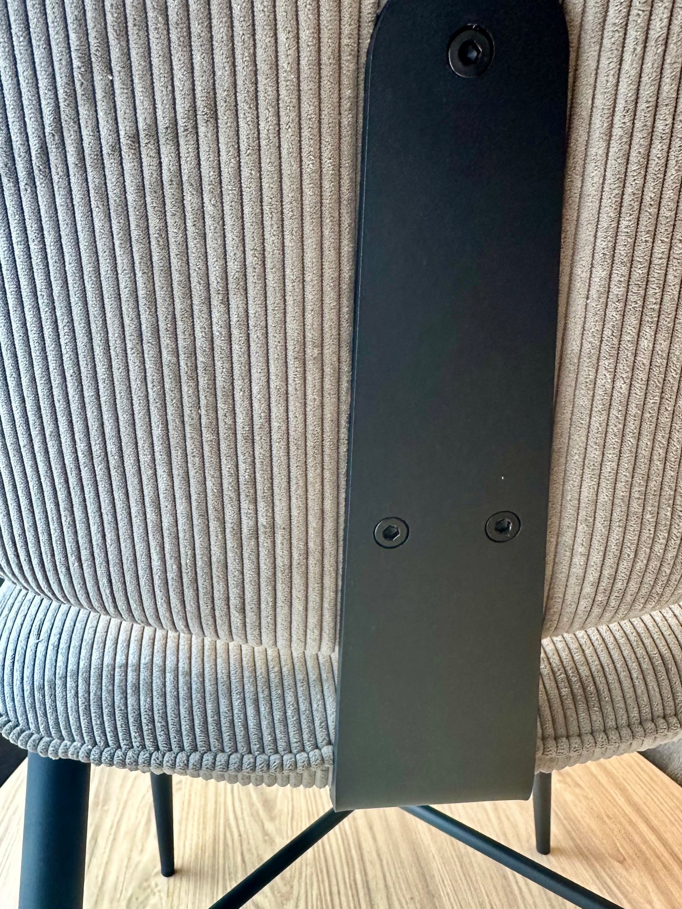 Stuhl Kret Cord Stoff in 3 Farben grün hellgrau anthrazit-grau