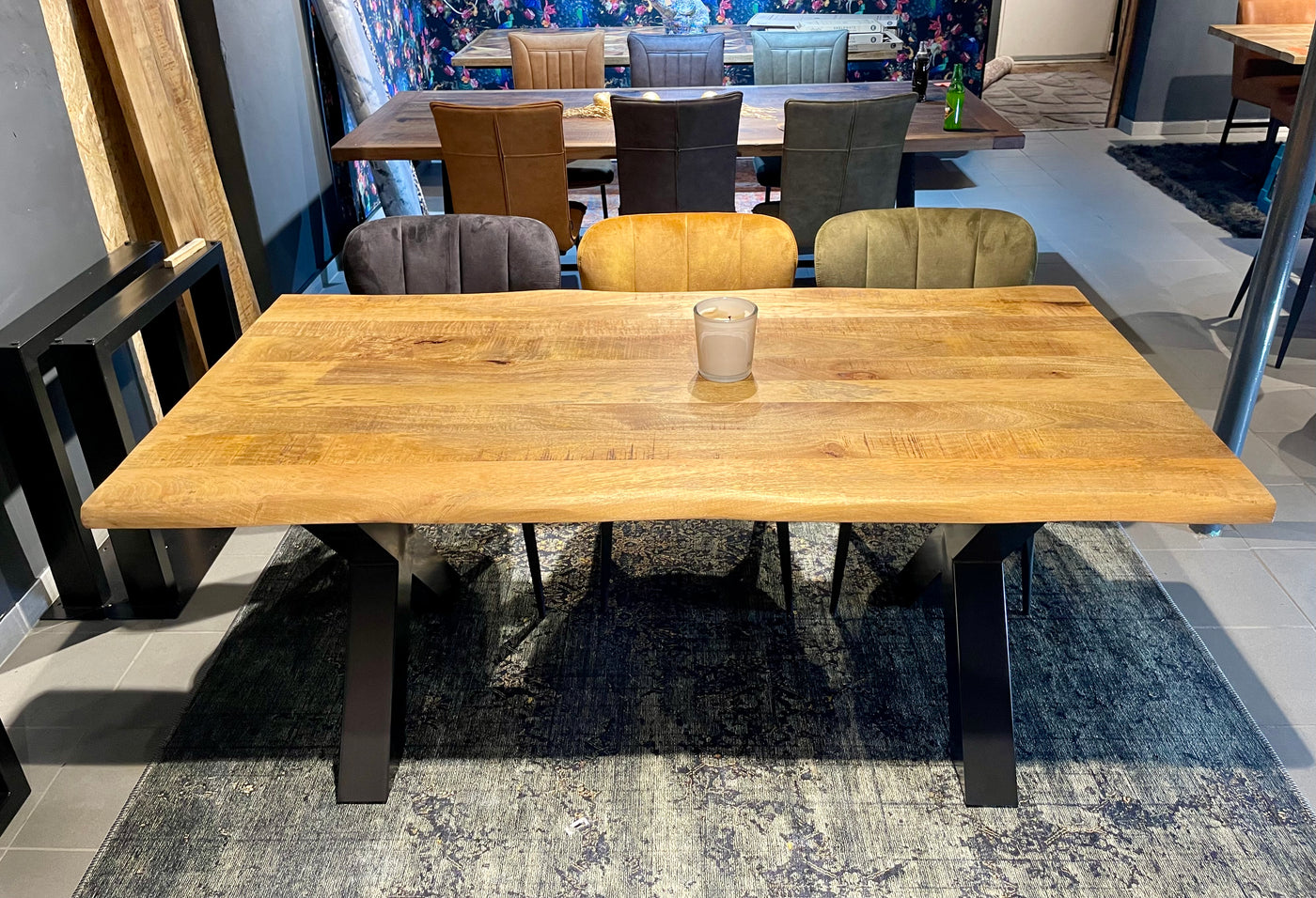 Plateau de table en bois de manguier Puri avec bordure naturelle 4cm en 180 200 220 240 cm