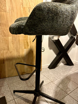 Tabouret de bar pivotant à 360 degrés July Retro en tissu, disponible en 5 couleurs