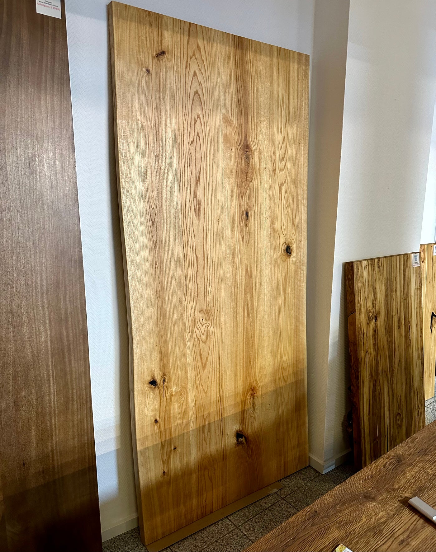 Plateau de table en chêne français Paris de 220 cm en bois, bord naturel, huilé pur 4 cm avec résine époxy