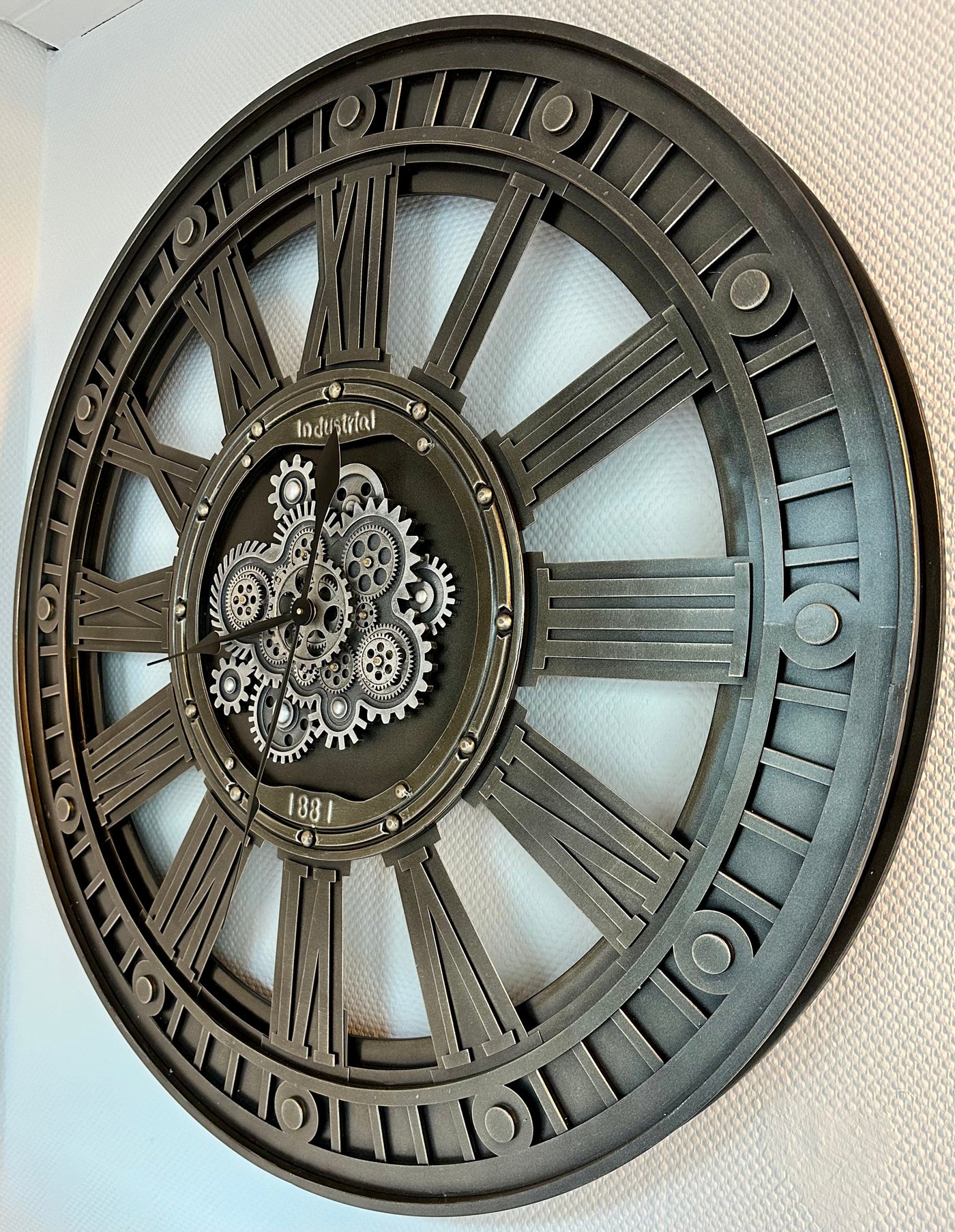 117 cm Washington XXL Wanduhr mit Zahnrädern Metall silber grau schwarz Industrial