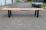 Epoxidharz 400 cm Baumstamm Esstisch Wildeiche geschliffen mit U-Set Gestell