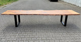 Epoxidharz 400 cm Baumstamm Esstisch Wildeiche geschliffen mit U-Set Gestell