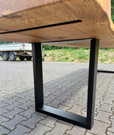 Epoxidharz 400 cm Baumstamm Esstisch Wildeiche geschliffen mit U-Set Gestell
