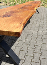 Epoxidharz 400 cm Baumstamm Esstisch Wildeiche gebürstet mit X-Set Gestell