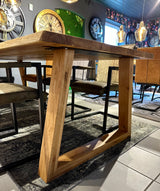 Table de salle à manger Dresden Chêne massif 200 à 300 cm d'épaisseur 4 cm bois huilé avec piètement bois trapèze 6 tailles