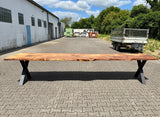 Epoxidharz 400 cm Baumstamm Esstisch Wildeiche gebürstet mit X-Set Gestell