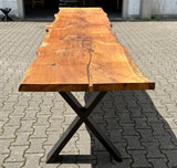 Epoxidharz 400 cm Baumstamm Esstisch Wildeiche gebürstet mit X-Set Gestell