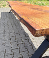 Epoxidharz 400 cm Baumstamm Esstisch Wildeiche gebürstet mit X-Set Gestell