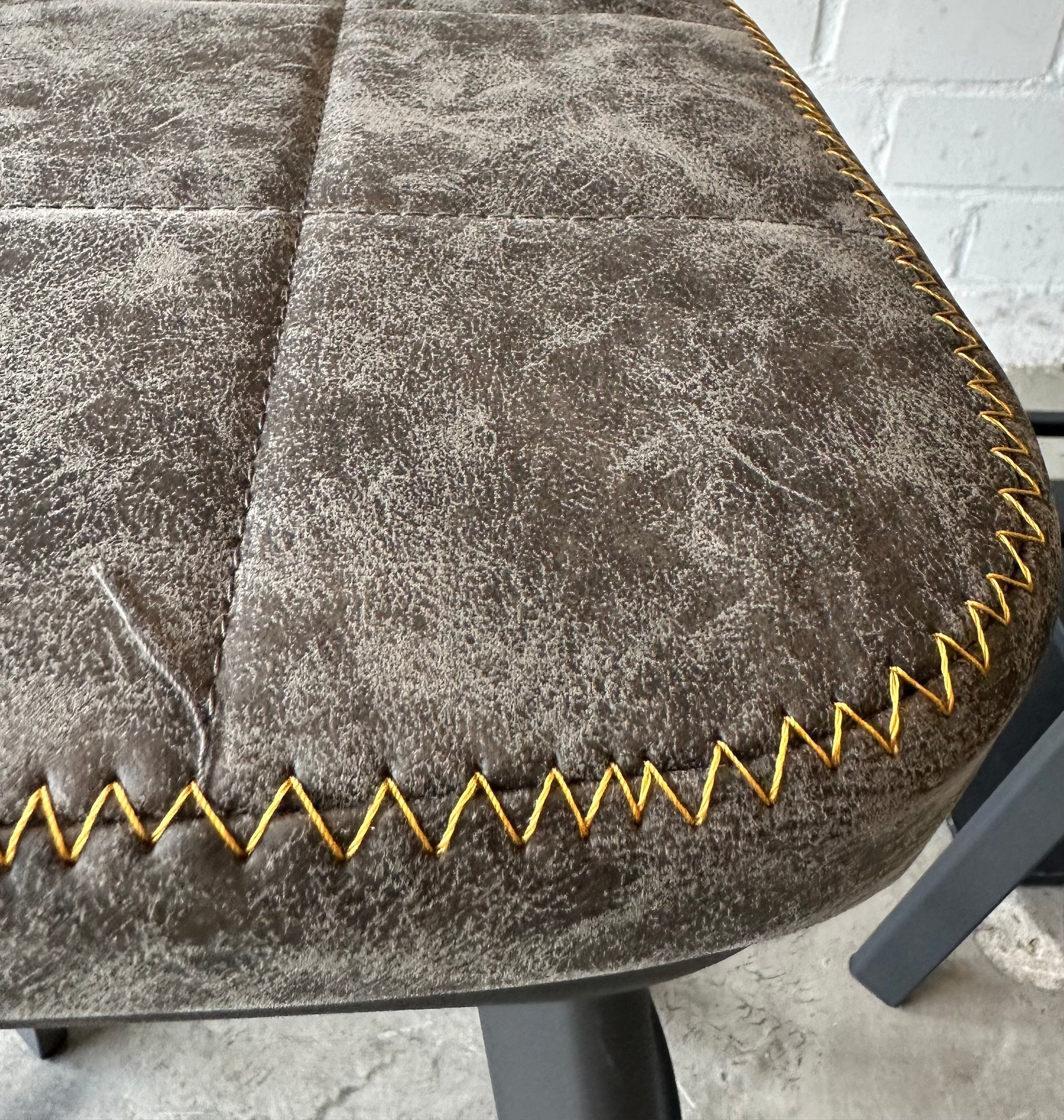 Kunstleder Sitzhocker Markham braun grün grau Gastro Hocker