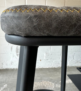 Kunstleder Sitzhocker Markham braun grün grau Gastro Hocker