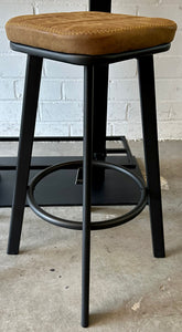 Kunstleder Sitzhocker Markham braun grün grau Gastro Hocker