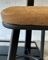 Kunstleder Sitzhocker Markham braun grün grau Gastro Hocker