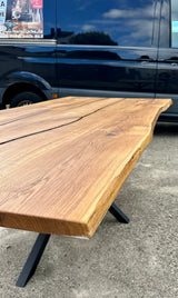 Epoxidharz Esstisch Lindlar Eiche massiv 220 cm Massivholz geölt mit Spider Metall Gestell schwarz