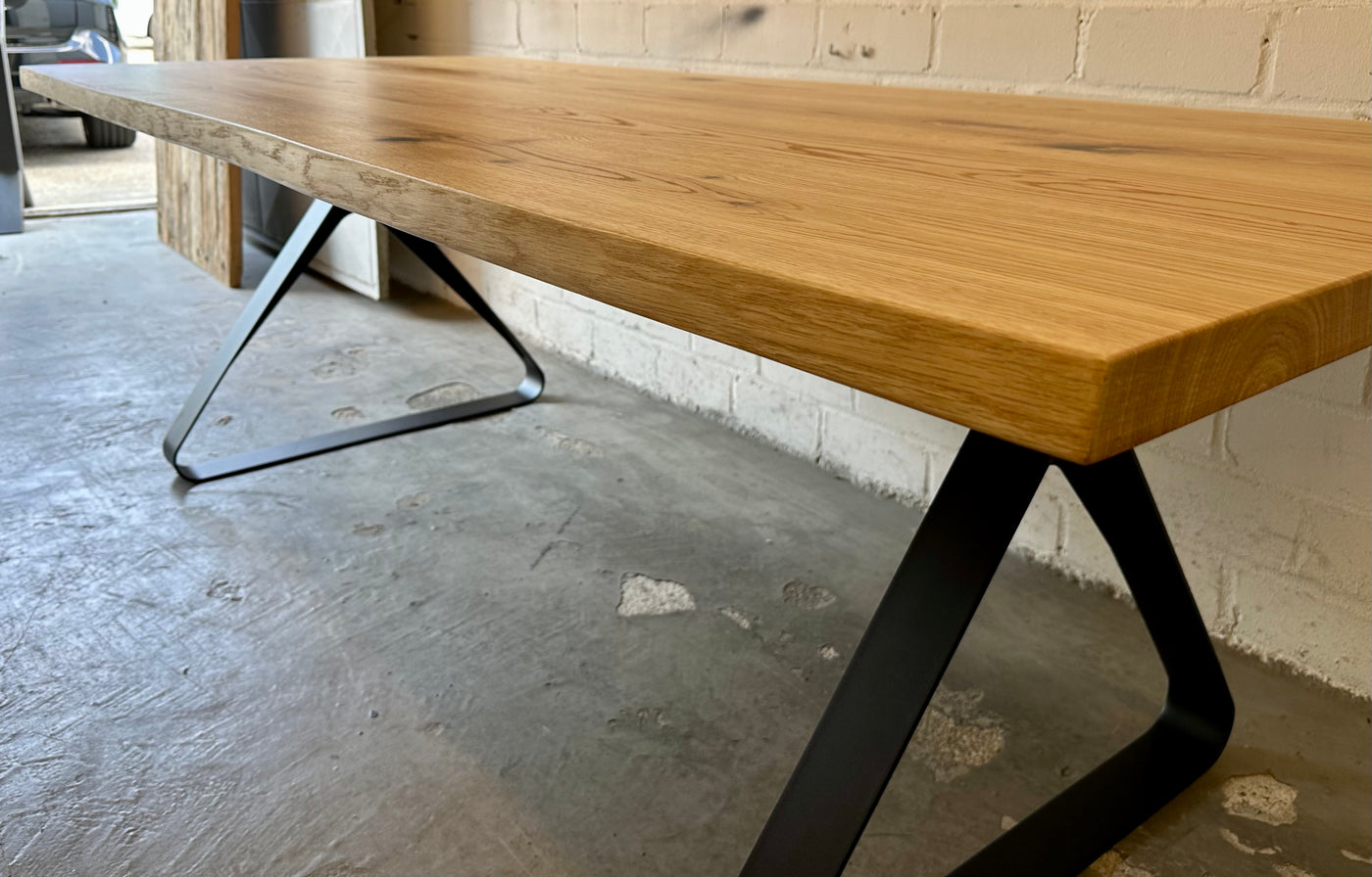 Vollmetall Triangle Massivstahl Gestell Set schwarz pulverbeschichtet für Tischplatten