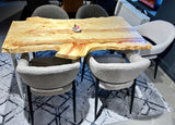 Pièce unique bord naturel table à manger frêne noble laqué 140 cm avec piètement blanc