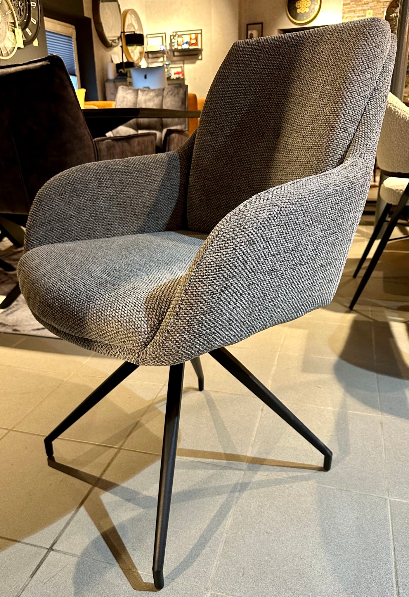Chaise de salle à manger Icony tissu en 3 couleurs : vert, anthracite, gris