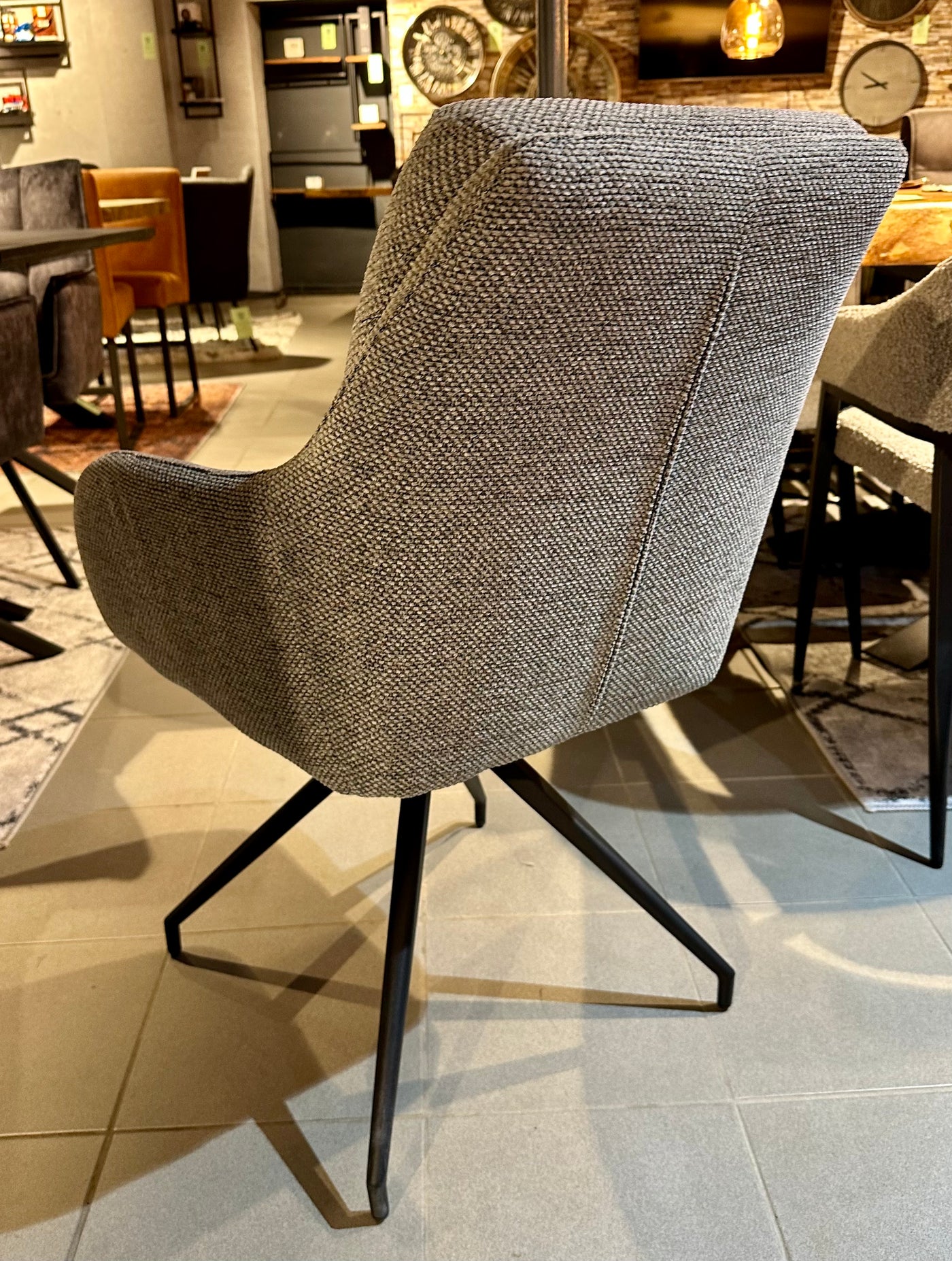 Chaise de salle à manger Icony tissu en 3 couleurs : vert, anthracite, gris