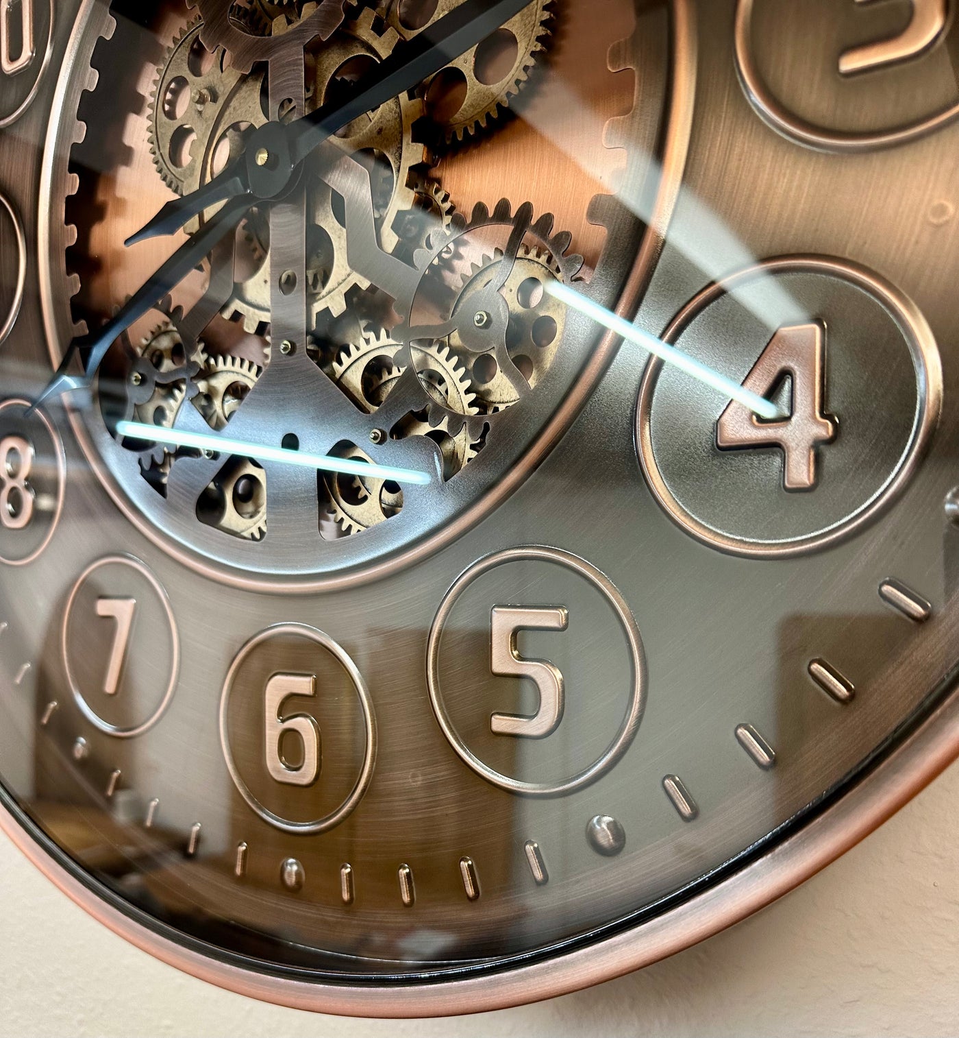 Shelton 46 cm Wanduhr Zahnrad Zählwerk Animation bronze Kupfer