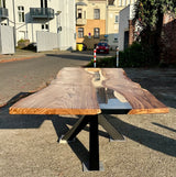 Epoxy Baumstamm Rivertable Esstisch Eiche 300 und 4 cm massiv mit Spider Gestell