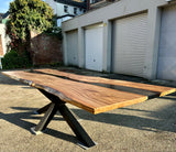 Epoxy Baumstamm Rivertable Esstisch Eiche 300 und 4 cm massiv mit Spider Gestell