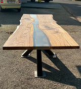 Epoxy Baumstamm Rivertable Esstisch Eiche 300 und 4 cm massiv mit Spider Gestell