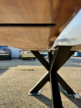 Epoxy Baumstamm Rivertable Esstisch Eiche 300 und 4 cm massiv mit Spider Gestell