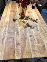 Lade das Bild in den Galerie-Viewer, 4 cm Esstisch Java Mango 160 bis 240 Holz mit filigranem Matrix Gestell schwarz massiv 5 Größen
