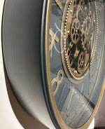 Lade das Bild in den Galerie-Viewer, 60 cm Salzburg Vintage Wanduhr mit Zahnrädern gold anthrazit
