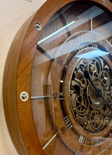 80 cm Zahnrad Wanduhr Bodensee aus Holz dunkelbraun animiert