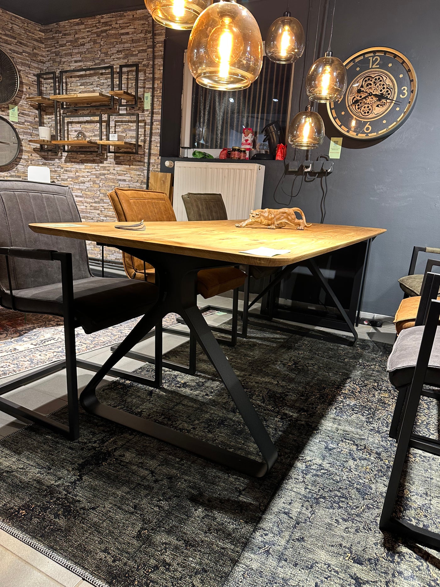 Vollmetall Triangle Massivstahl Gestell Set schwarz pulverbeschichtet für Tischplatten