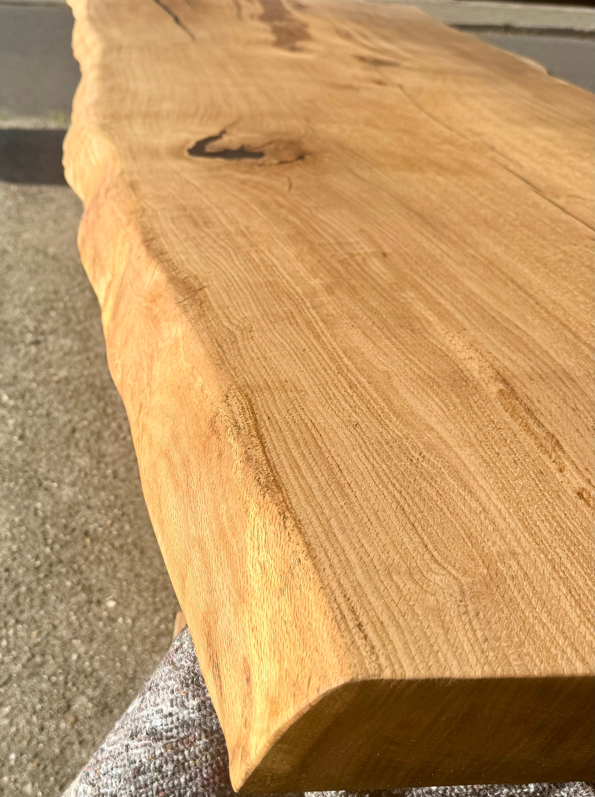 Plateau de table en chêne massif de 120 cm en une seule planche