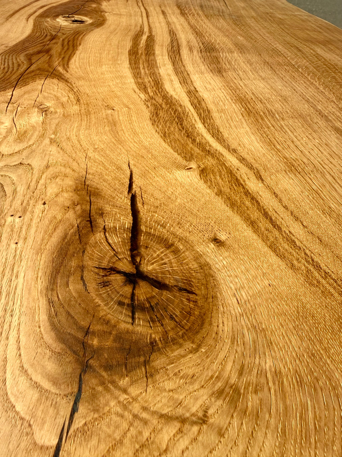 Plateau de table en chêne massif de 120 cm en une seule planche